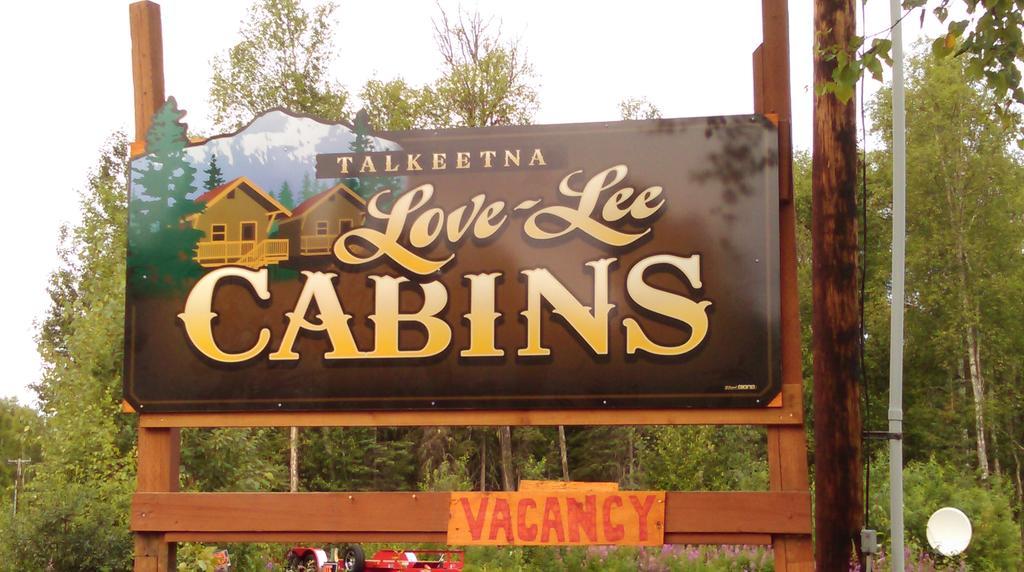 Отель Talkeetna Love-Lee Cabins Экстерьер фото